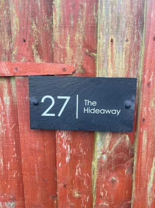 헨리인아덴 The Hideaway, Hot Tub 아파트 외부 사진